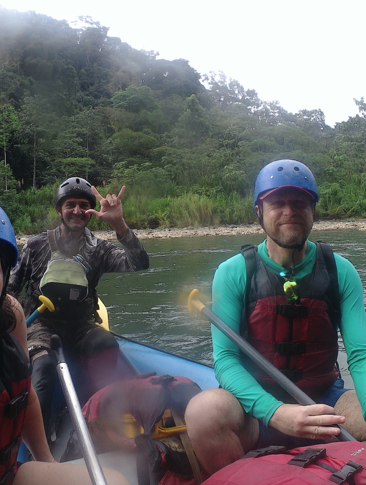 Saggi and Louis in the raft on the river